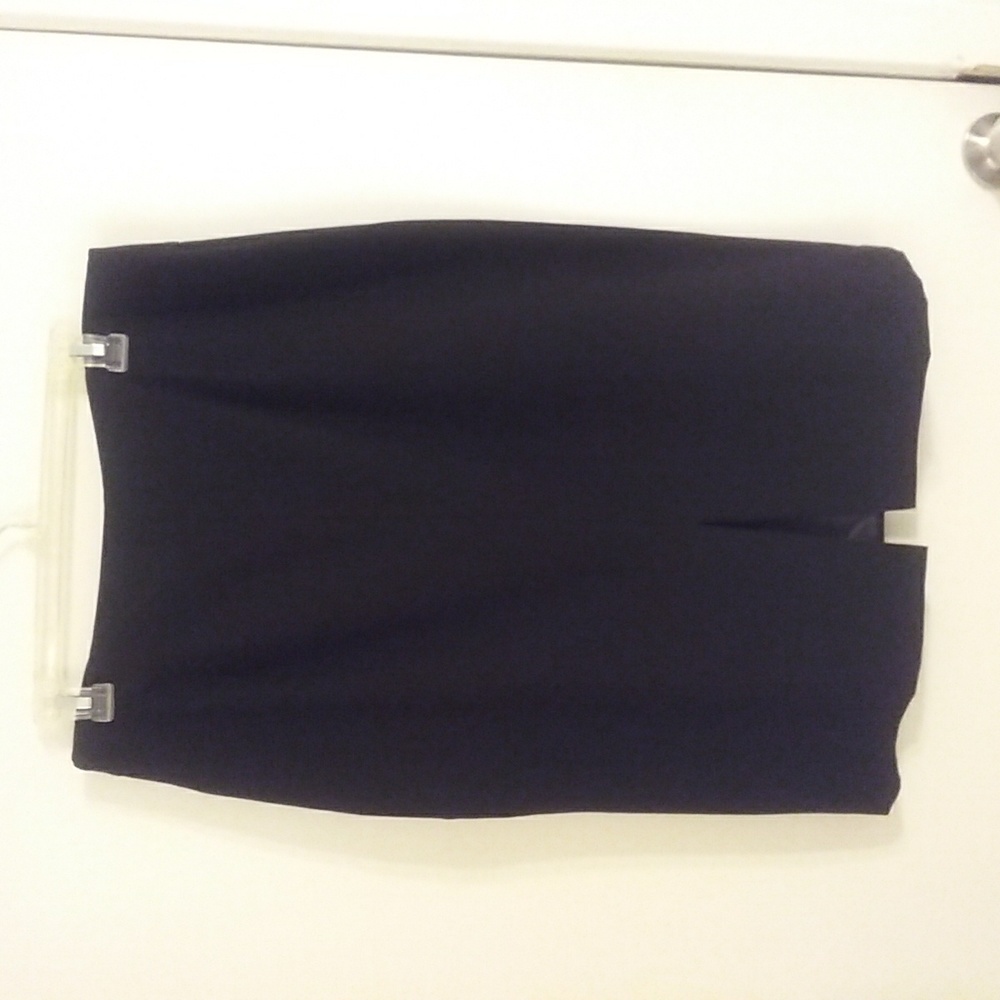 Skirt - Picture 2 of 2